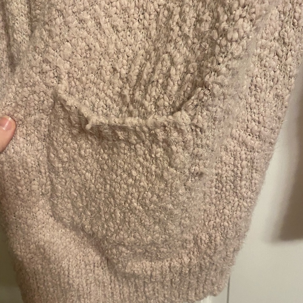 Cardigan - Picture 4 of 6